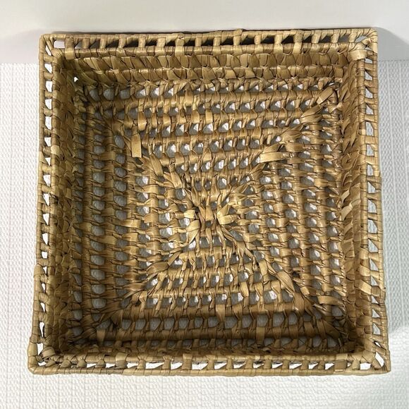 Vintage Square Woven Basket Catchall Interior Decor - Picture 6 of 13